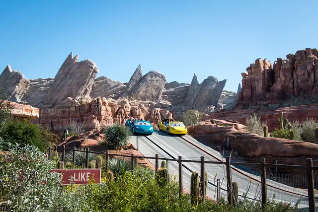 Check out our top 5 Fast Pass Rides at Disneyland