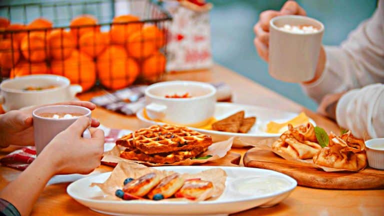 Magic Kingdom Breakfast – Best Restaurants and Meals